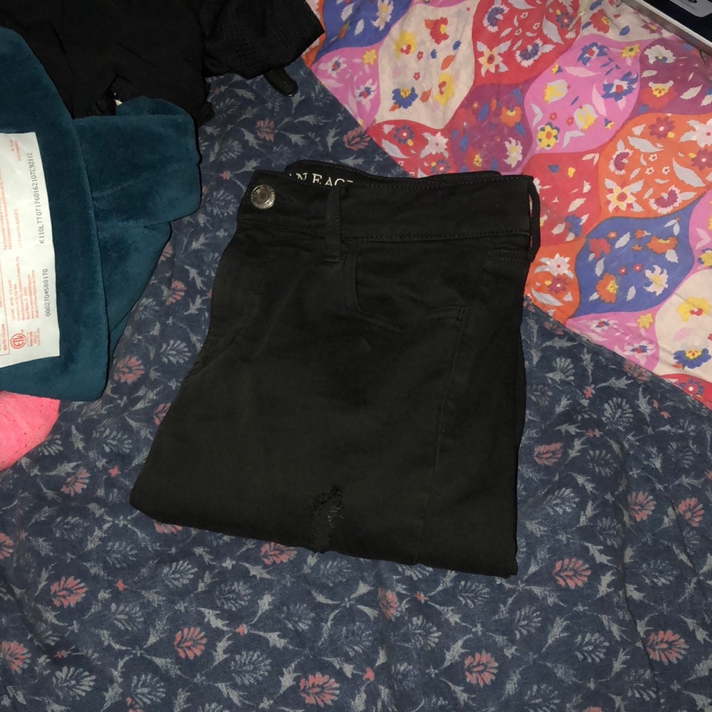 AE black distressed jeans